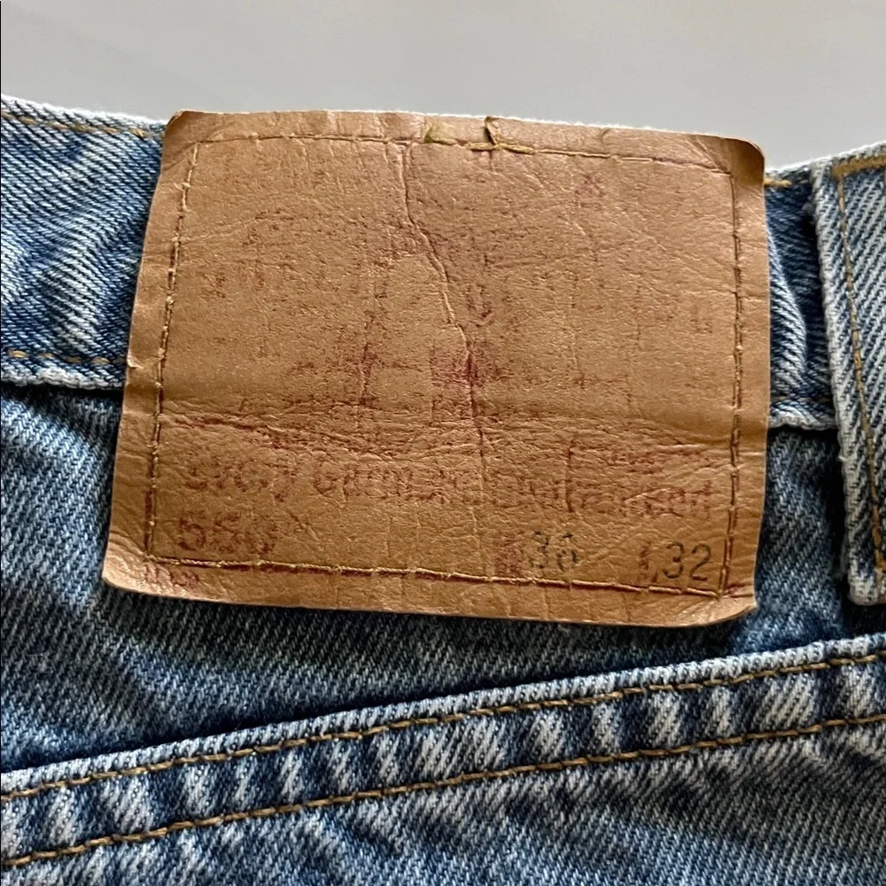 Vintage Levi’s 550 Relaxed Fit Size 36 x 32